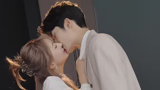 闪婚后和傅少互飙演技第1-20集