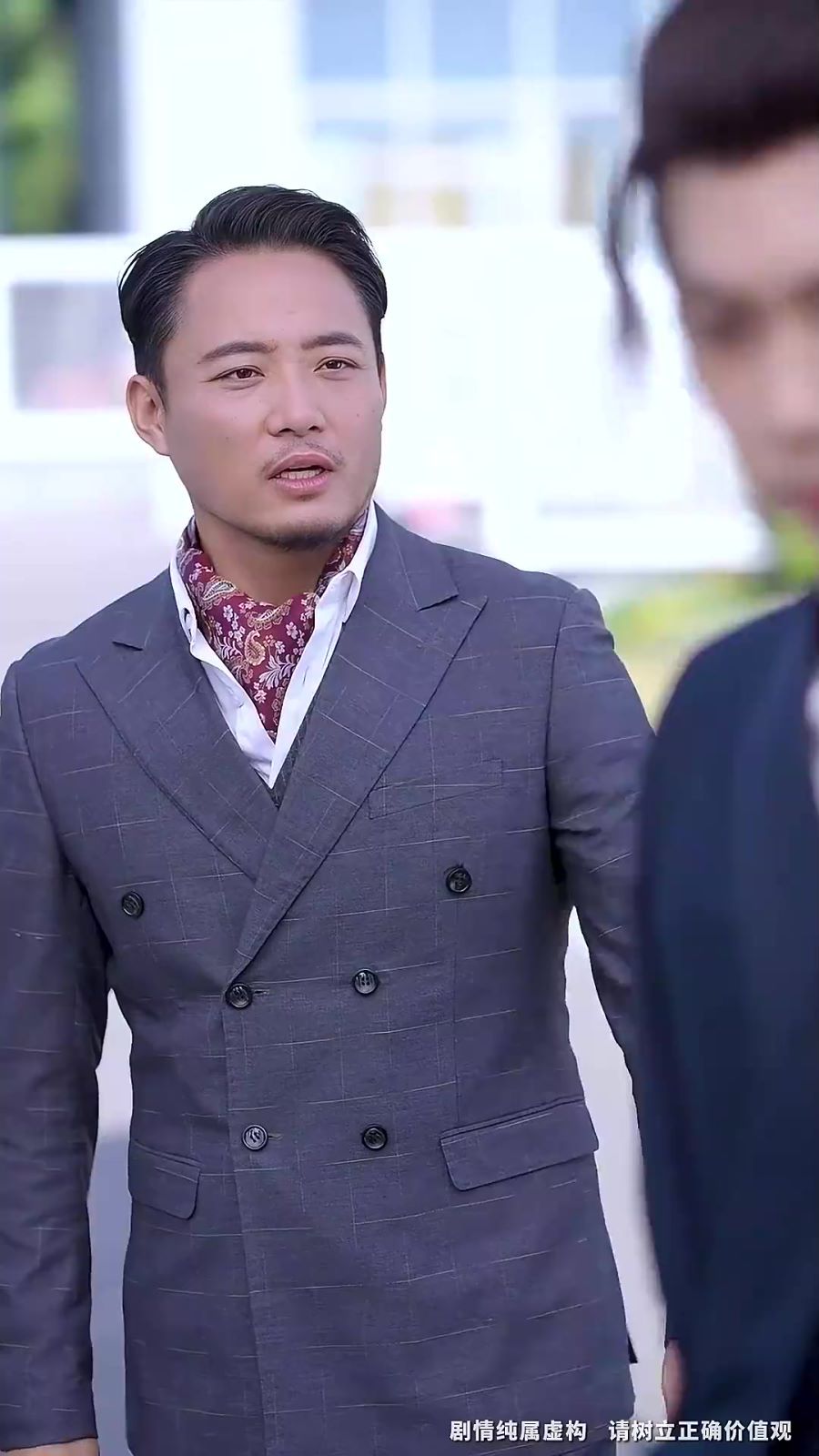 军训求雨我玄学大佬的身份瞒不住了第21-40集